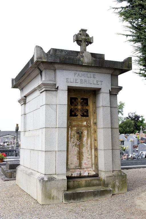 Chapelle funéraire de la famille Elie Brillet, cimetière de Vaufleury, Laval