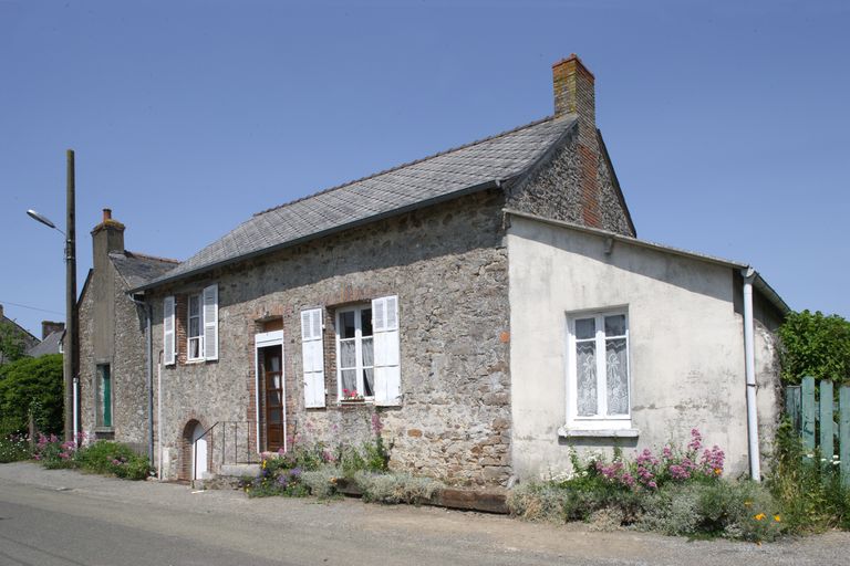 Maison - R.D. 582 de Saint-Léger à Chammes, 5e maison, Saint-Léger