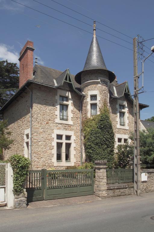 Maison dite villa balnéaire Petit Manoir, 21 avenue Pierre-Percée