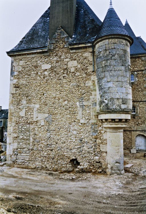 Demeure, dite château de Haut-Eclair, puis école maternelle et école primaire de filles, actuellement gîte rural