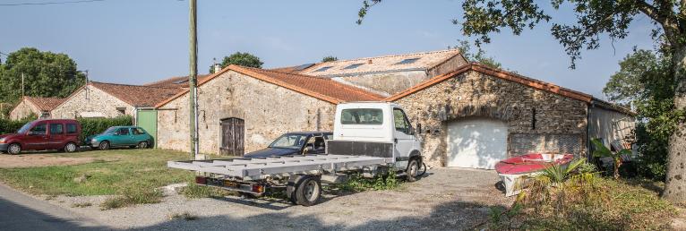 Chais implantés au XIXe siècle à la Fennetière, Loroux-Bottereau.