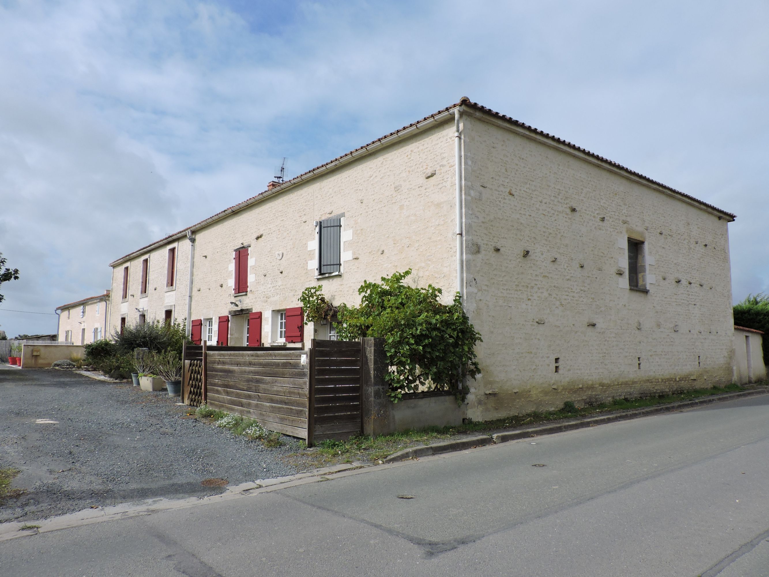 Ferme, actuellement maison ; 11 rue Saint-Nicolas