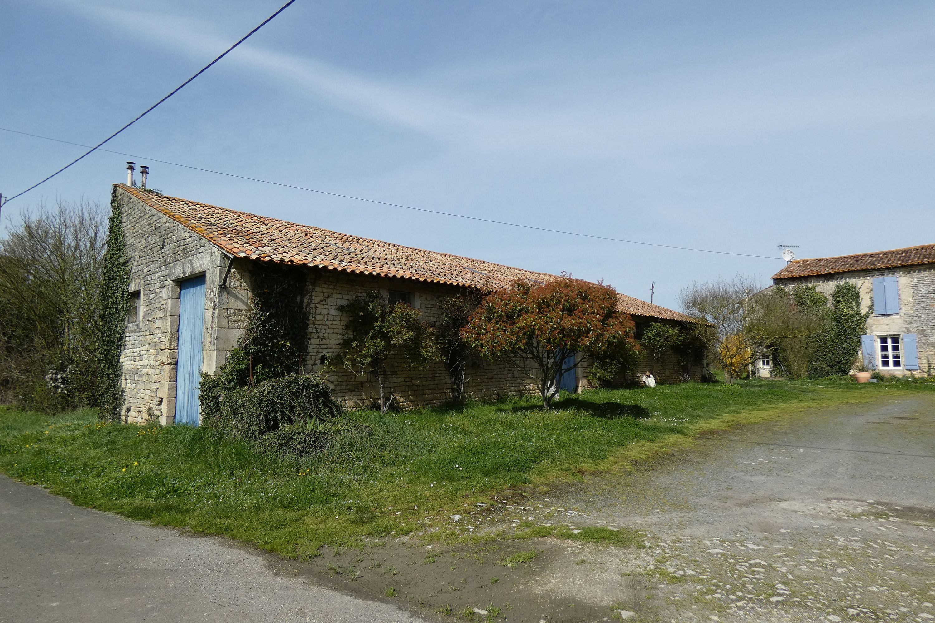 Demeure dite le Logis d'Aziré, actuellement maison, 44 chemin de la Chapelle