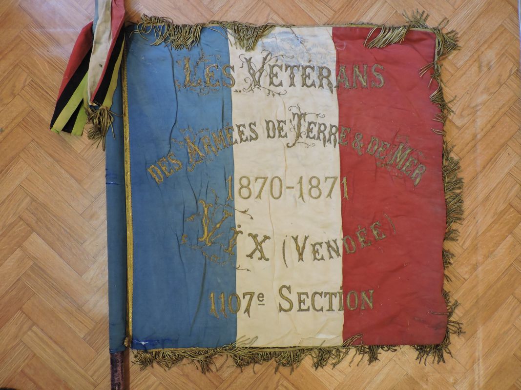 Drapeau des anciens combattants de la guerre 1870 de Vix