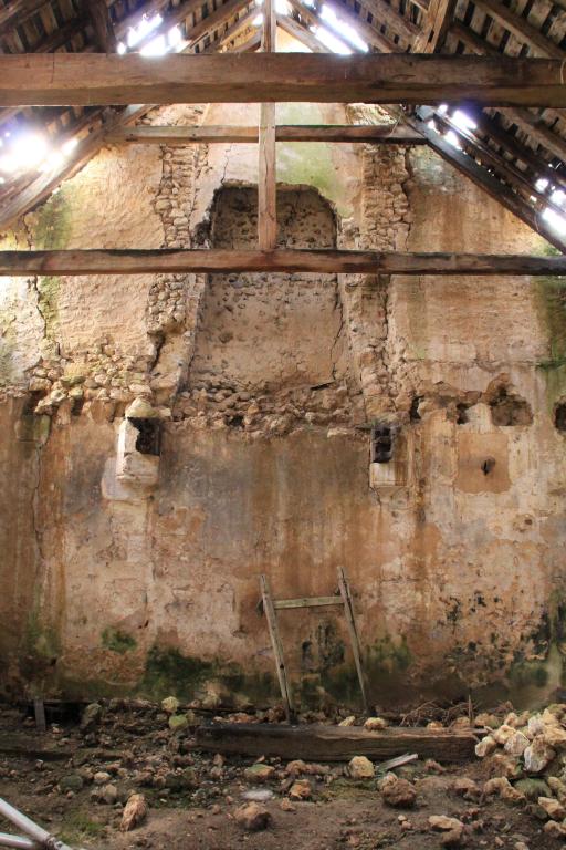 Ferme et logis (vestiges), la Basse-cour de Follet