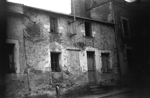Les maisons et les fermes de Saint-Laurent-du-Mottay