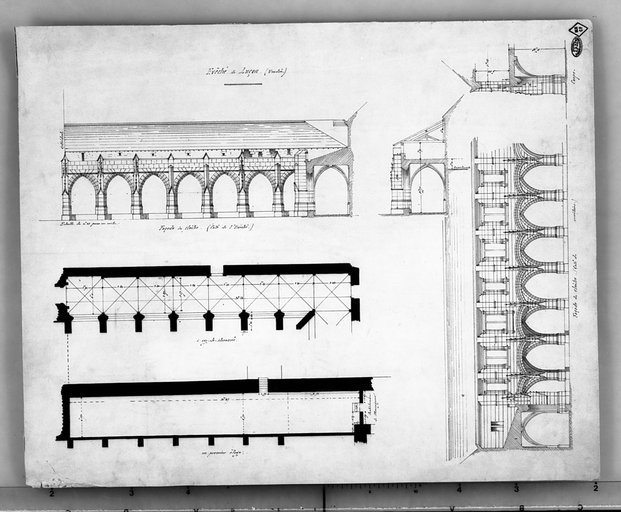 Cloître, place Leclerc