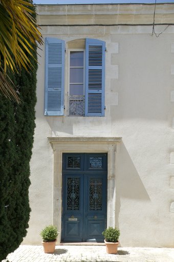 Hôtel, 22-28 rue Henry-Renaud