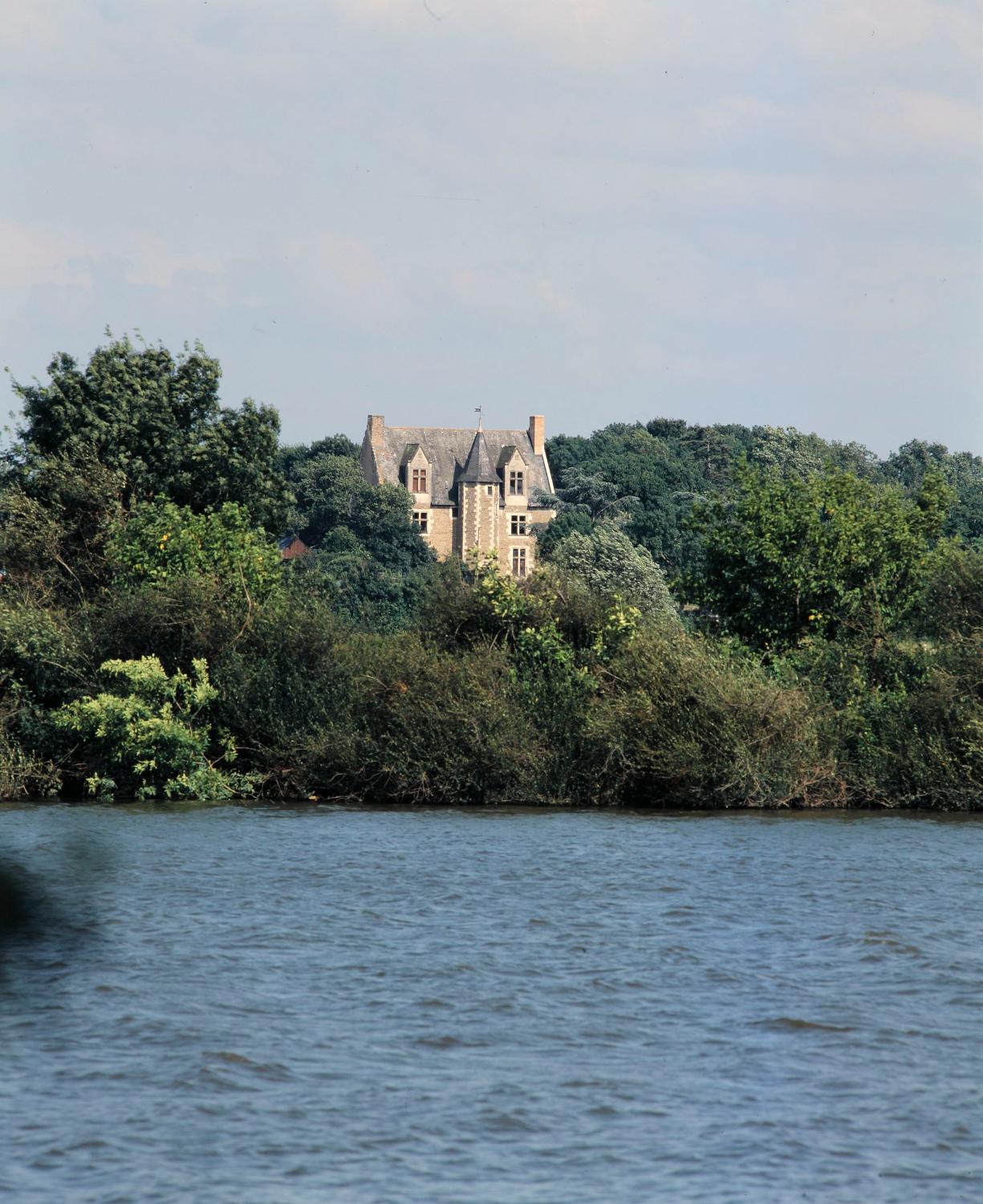 Le manoir de Belligan à Sainte-Gemmes-sur-Loire.