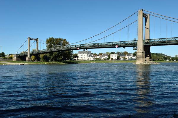 Pont routier de Bouchemaine