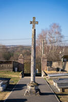 La croix du cimetière de VIllaines-sous-Lucé