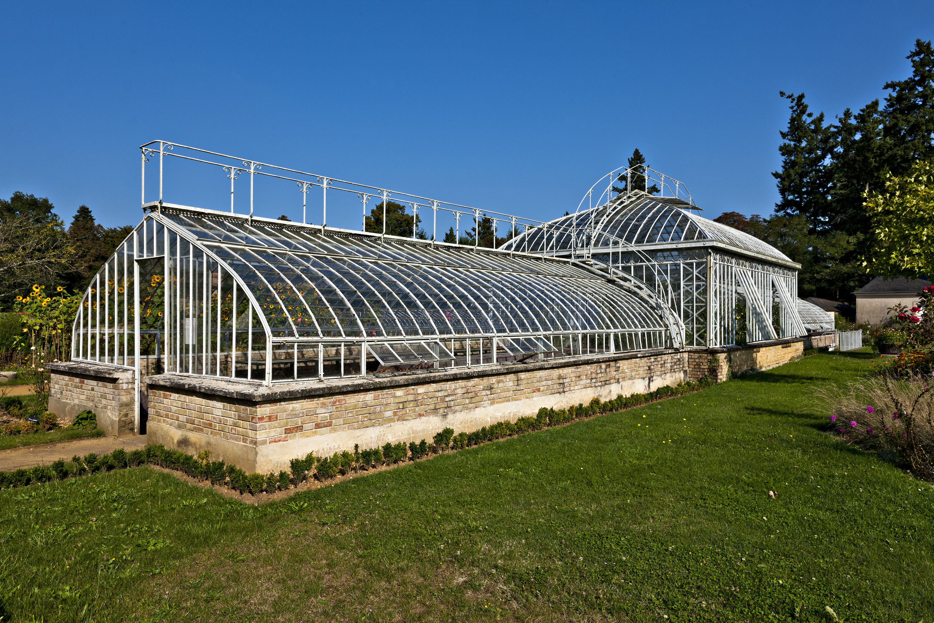 Les communs du château de Bonnétable