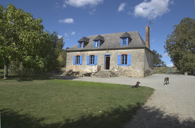 Ferme, actuellement maison, la Perrerie