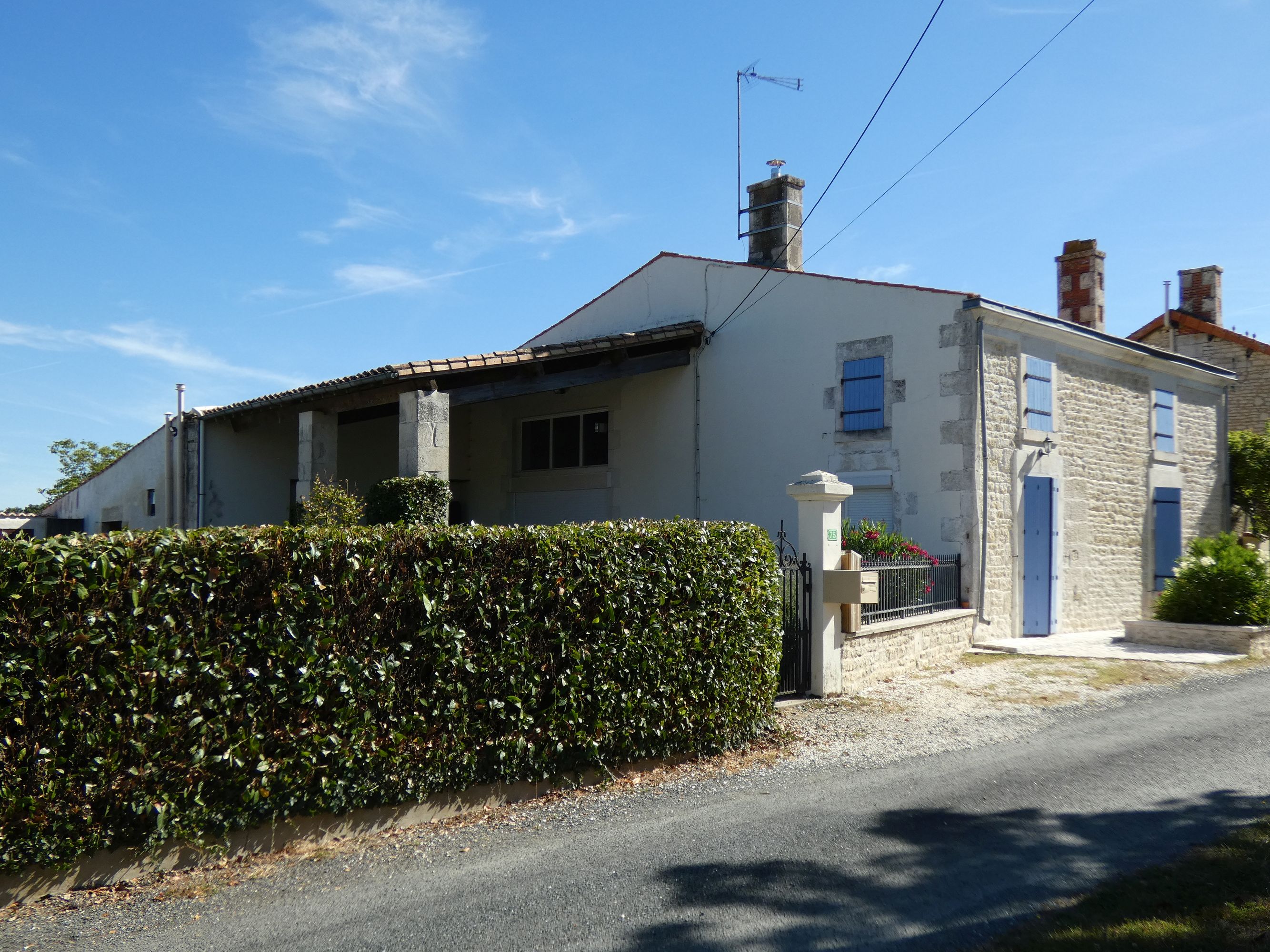 Ferme, actuellement maison, 75 la Poublée n° 2