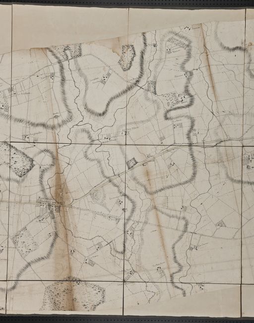 La traversée du canton de Bonnétable par la voie antique du Mans à Evreux, puis Grand Chemin mansais vers Rouen, puis route royale du Mans à Paris, puis R.N. 138 bis du Mans à Mortagne au Perche, actuellement R.D. 301.