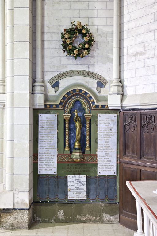 Monument aux morts, église paroissiale Saint-Hilaire de Montilliers