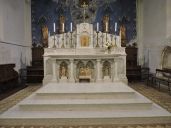 Maître-autel, tabernacle