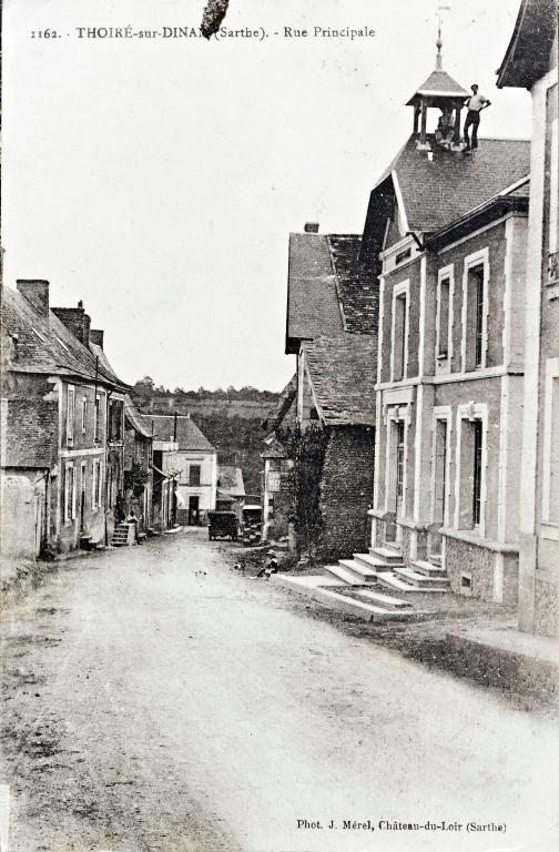 Mairie, logement et bureau de poste, 11-13 rue Gabriel-Guyon