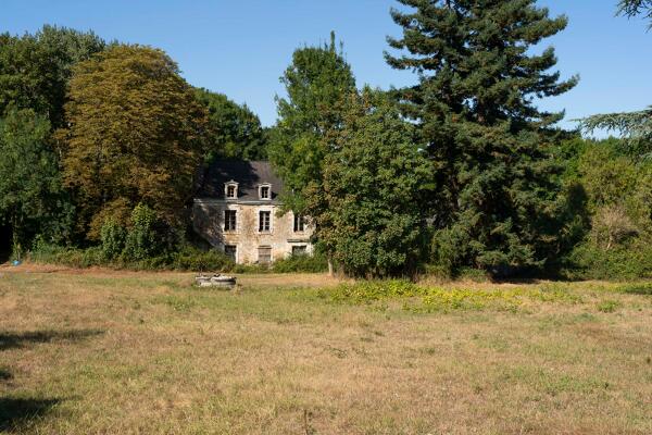 Demeure dite château, les Place