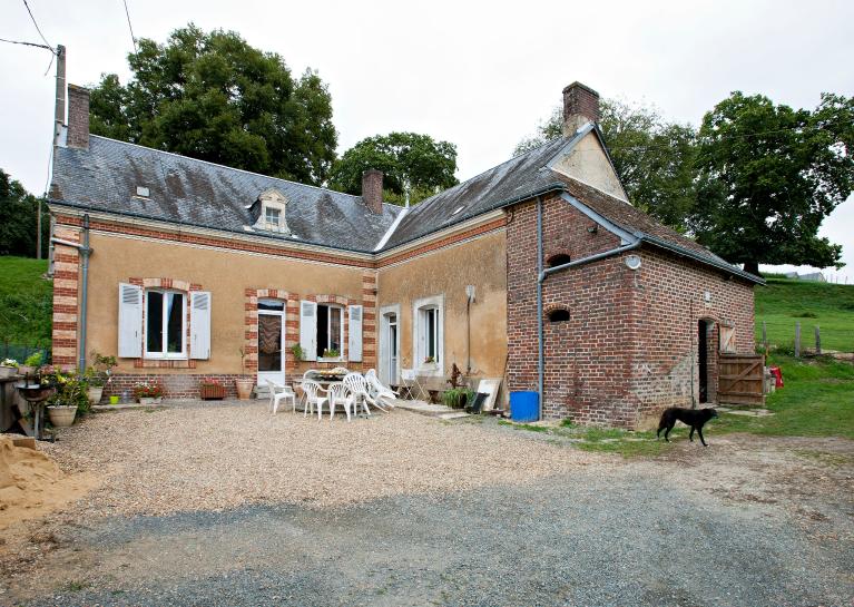 Ferme, actuellement maison, la Petite Roche