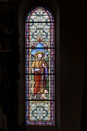 Verrière à personnage : saint Jean-Baptiste (baie 4) - Église paroissiale saint-Pierre, Désertines