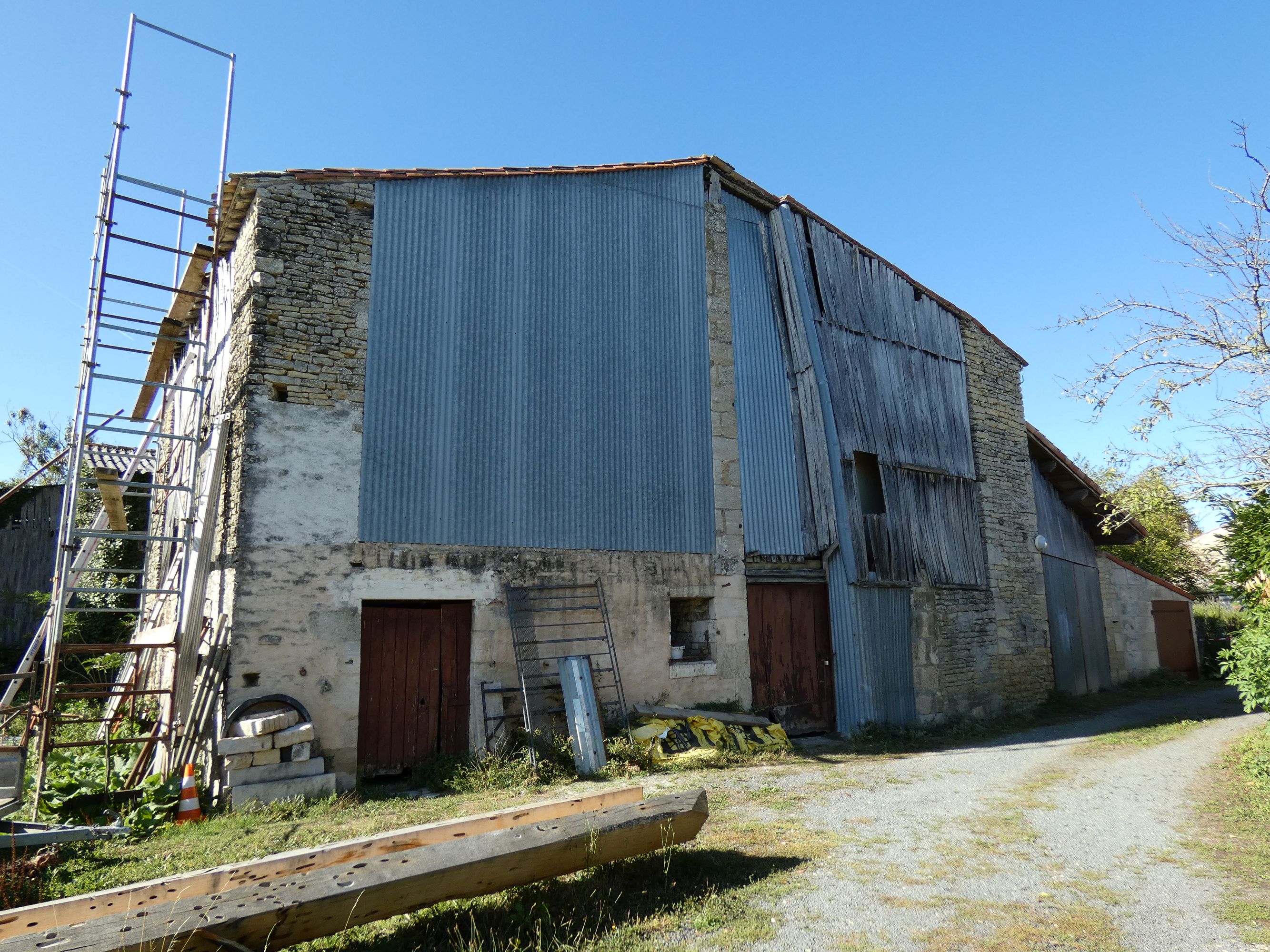 Ferme, actuellement maison ; 7 chemin des Rosiers