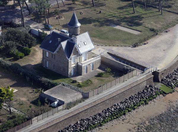 Maison de villégiature balnéaire dite Château de la Duchesse Anne, 1 avenue de la Duchesse-Anne