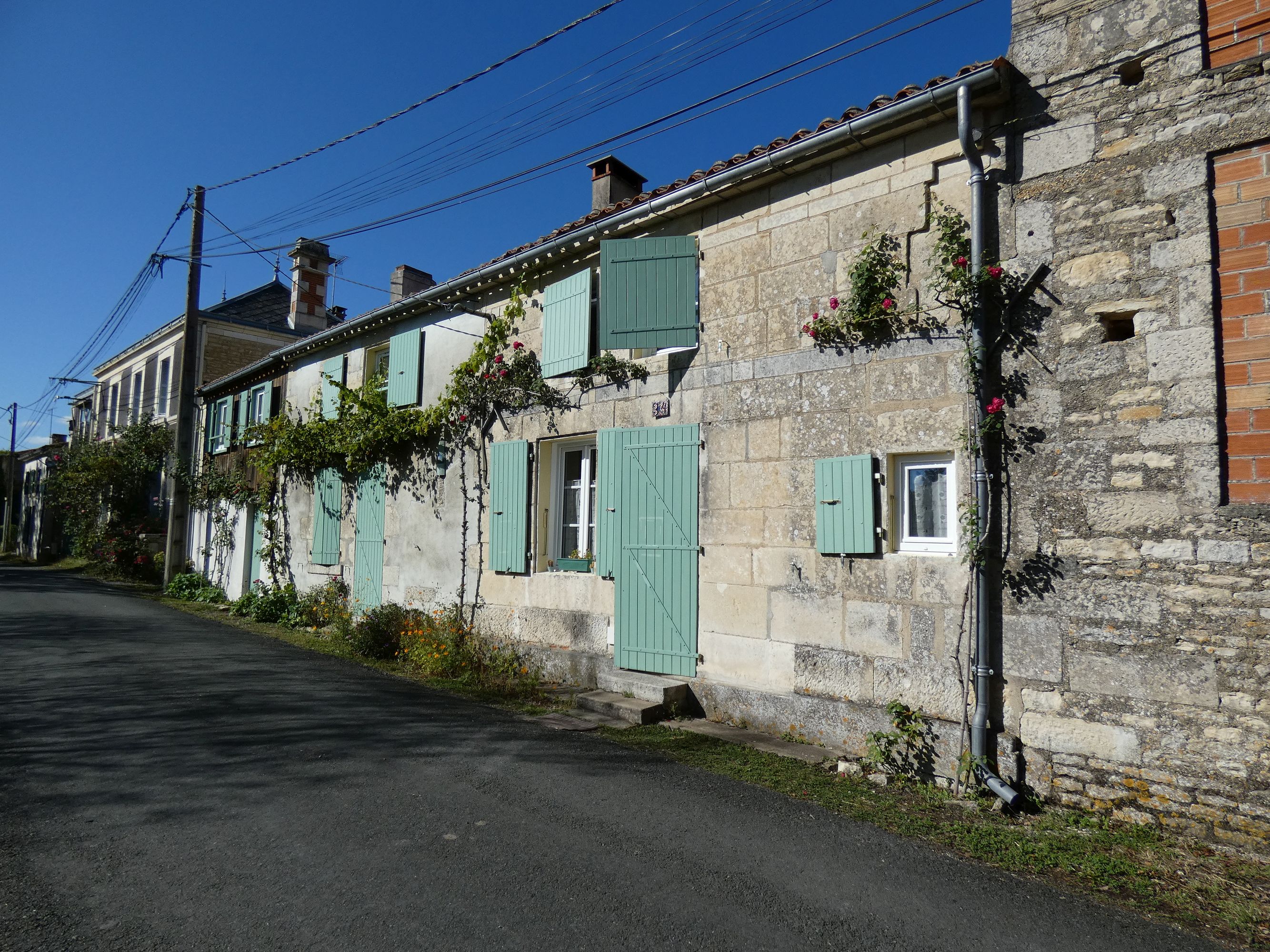 Ferme, actuellement maison ; 34 chemin du Halage