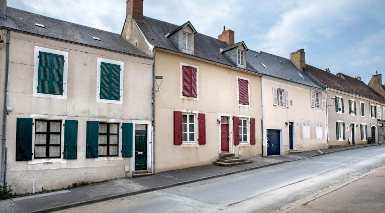 Maisons du bourg de Montfort-le-Gesnois