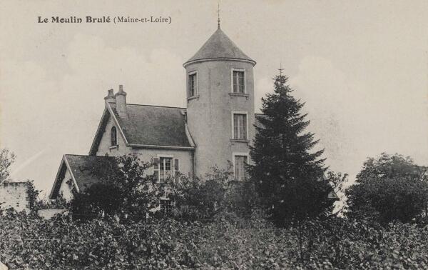 Moulin à farine dit le Moulin-Brulé, actuellement maison