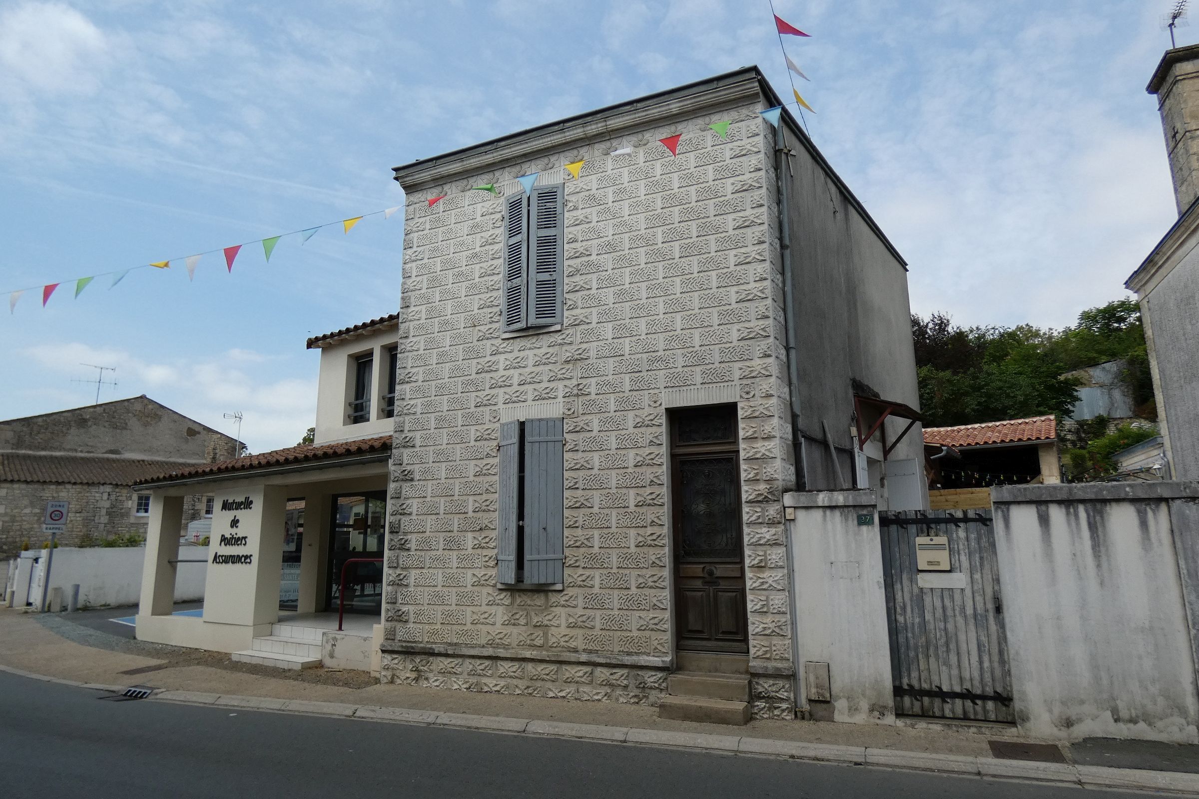 Maison, 37 rue de la Combe