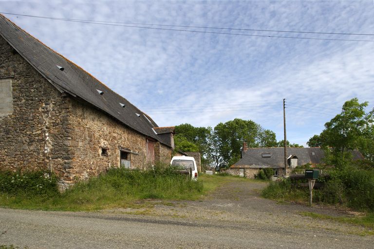 Ferme, actuellement maison - les Pins, actuellement les Petits-Pins, Saint-Léger