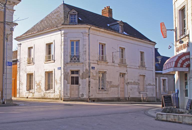 Présentation du village de Saint-Pierre-du-Lorouër