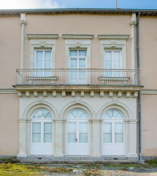 Manoir (vestiges), puis demeure dite château