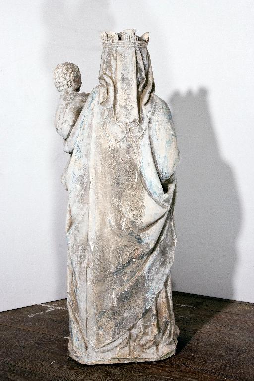 Statue : Vierge à l'Enfant - Prieuré puis presbytère, La Rouaudière