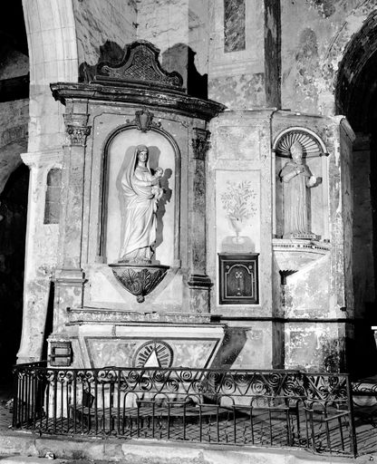 Ensemble de l'arc triomphal de l'ancienne église Notre-Dame à Chemillé-Melay : Assomption