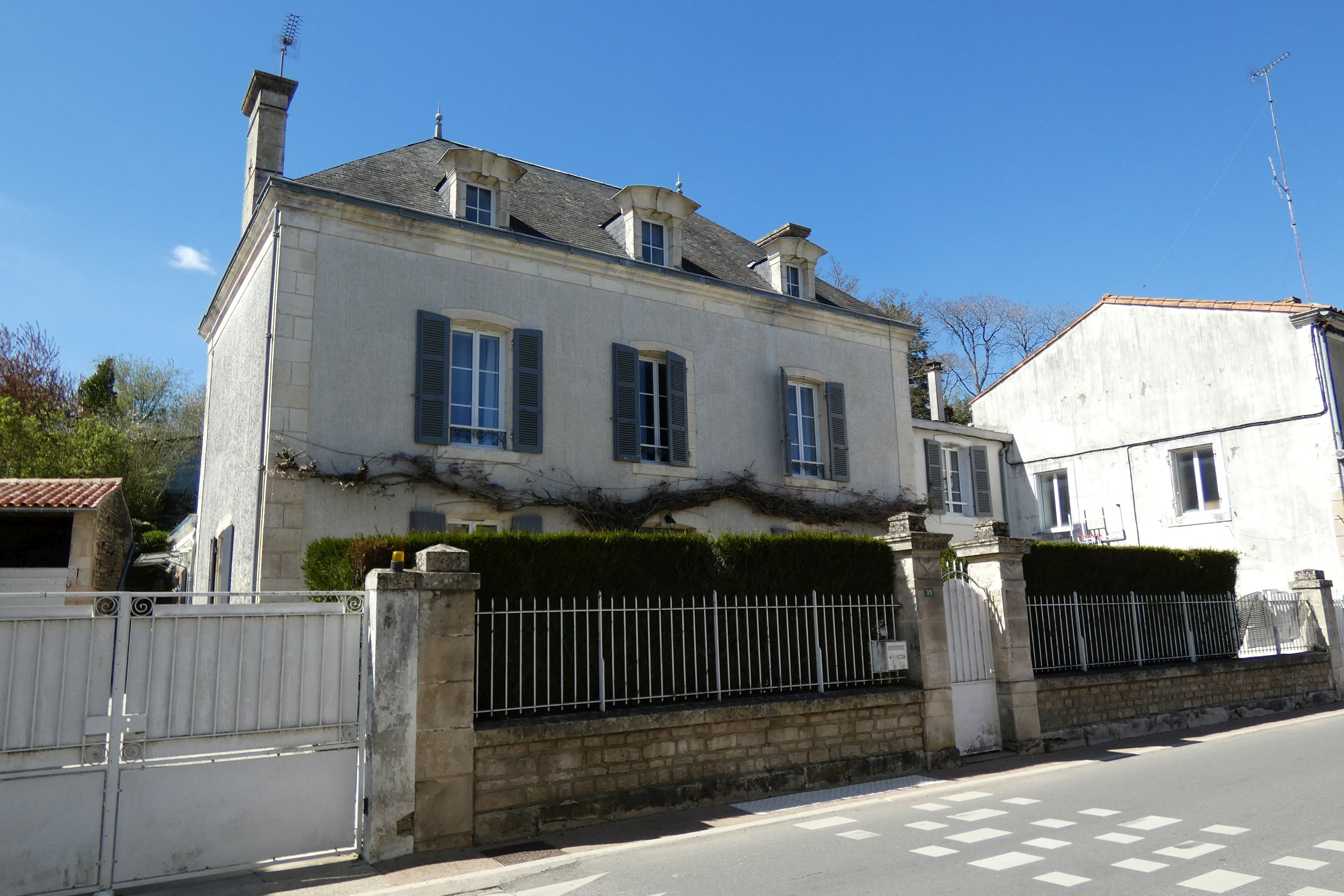 Maison, 35 rue de la Combe