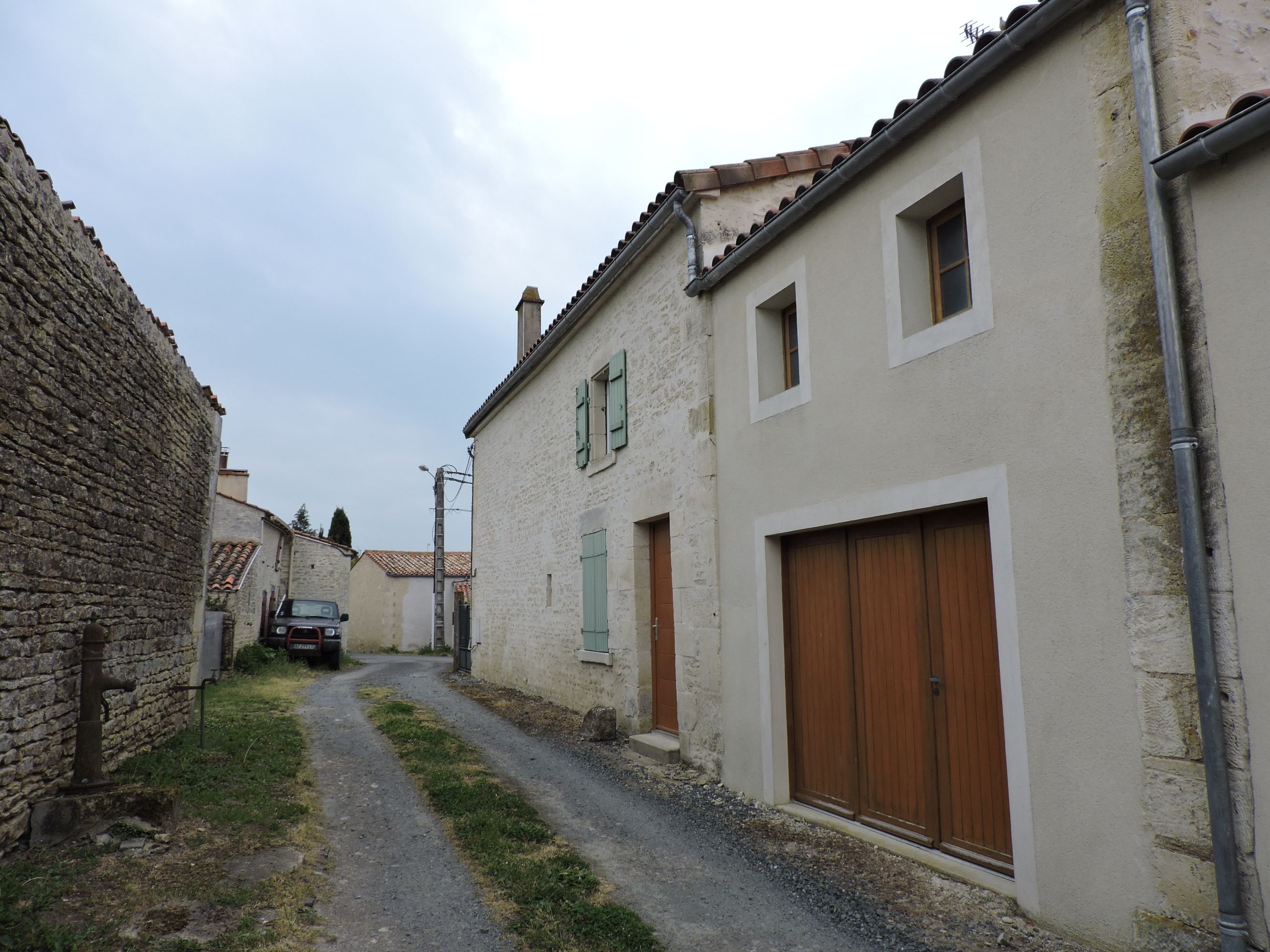 Four banal (disparu), puis ferme, actuellement maison ; 4 rue de Millé