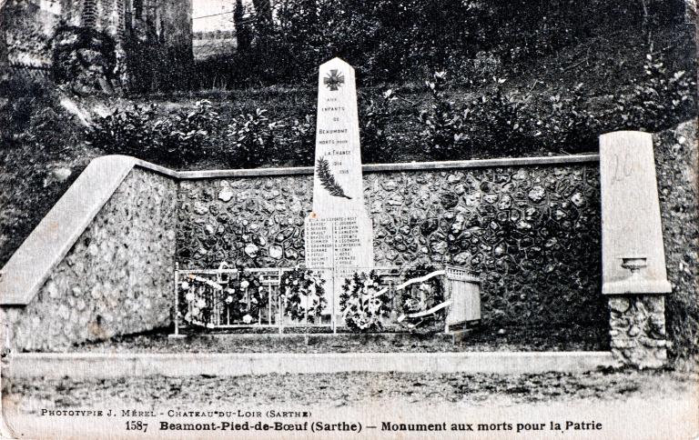 Présentation du village de Beaumont-Pied-de-Bœuf