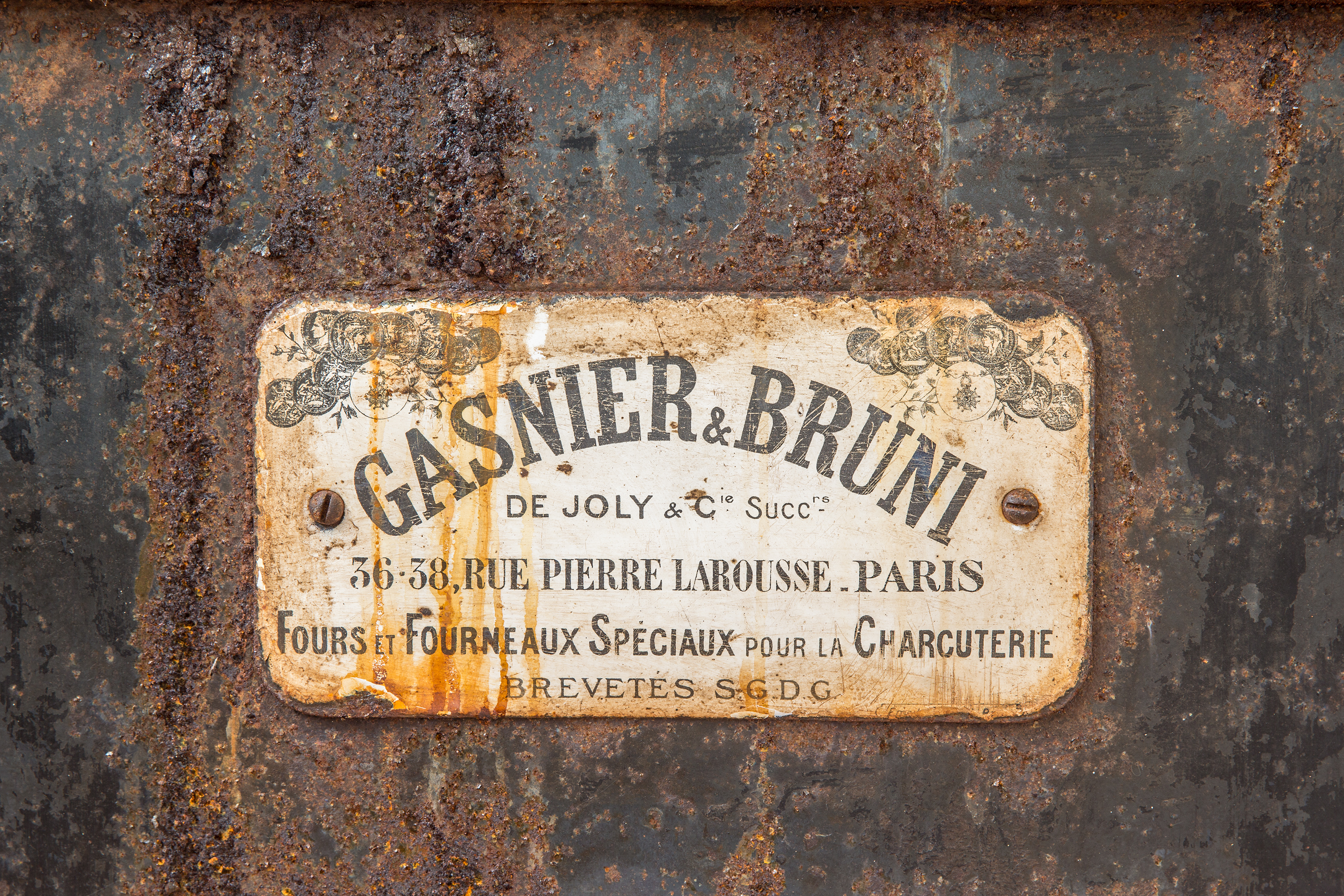 Usine de charcuterie industrielle Prunier (ancienne), rue Michel Beaufils, Connerré