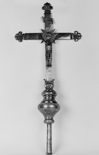 Croix de procession n° 1