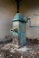 Pompe à eau de la maison du Relai