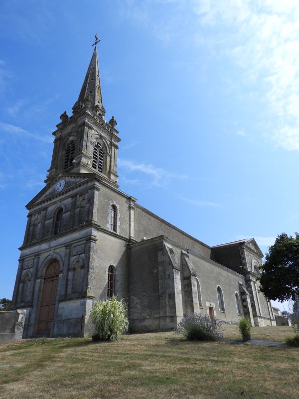 Eglise paroissiale Saint-Hilaire de L'Île-d'Elle