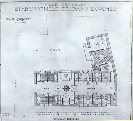 Établissement de bains dit bains-douches municipaux, 32 quai Albert-Goupil, Laval