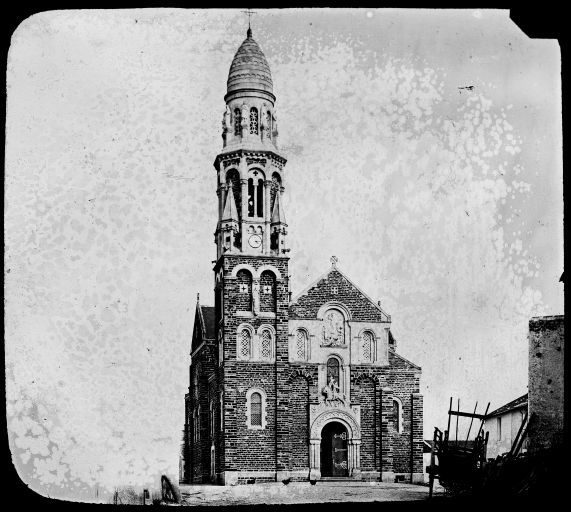 Eglise paroissiale Saint-Hilaire de Saint-Fiacre-sur-Maine