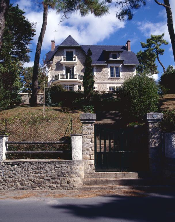Maisons dites villas balnéaires et immeubles à logements de la commune de La Baule-Escoublac
