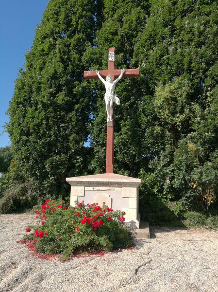 Les croix monumentales de la commune de Beausse