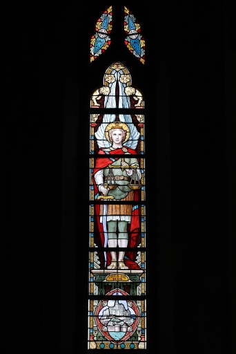 Ensemble de 2 verrières à personnage : saint Michel, sainte Jeanne d'Arc (baies 7 et 8) - Église paroissiale Saint-Pierre, Bourgon