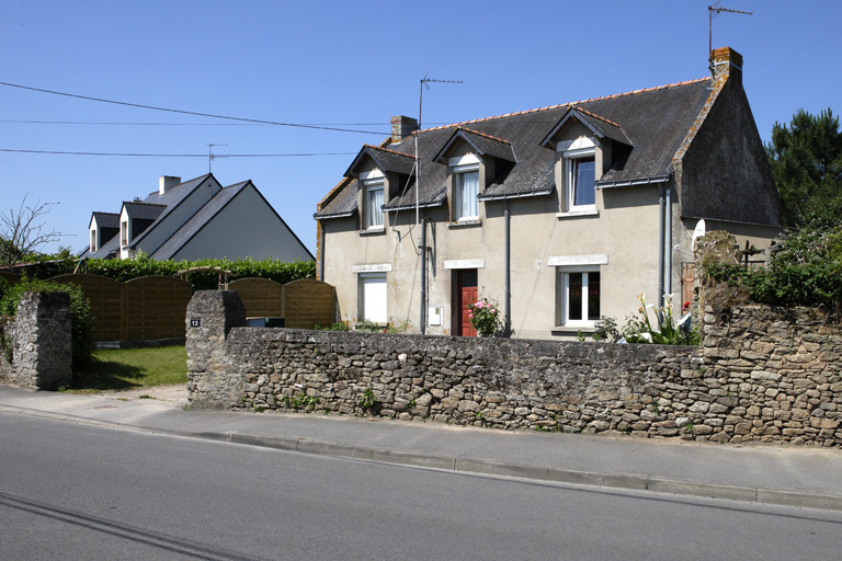 Ferme, 12 rue des Métais