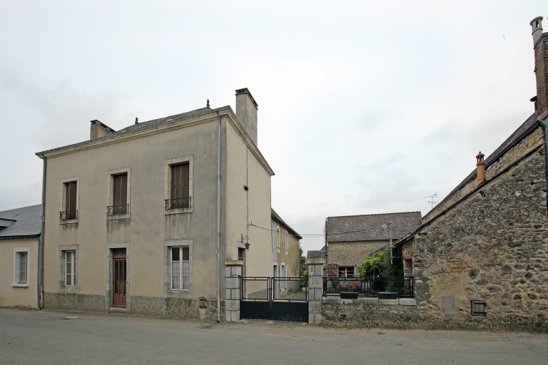 Maison, dite la Georgeterie ou le Porche - 5 rue des Deux-Églises, 1ère maison, Saulges